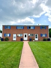 Building Photo - 53 Pleasant Hill Rd