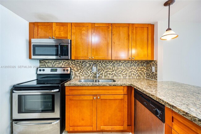 Building Photo - 601 Three Islands Boulevard