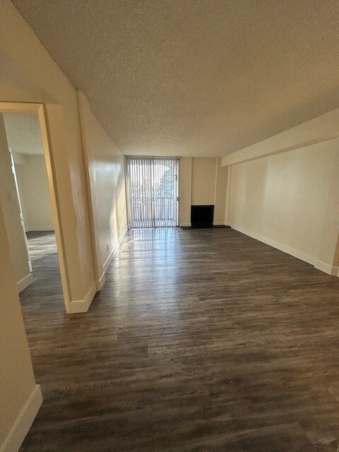 Building Photo - The Crossing Apartment Homes