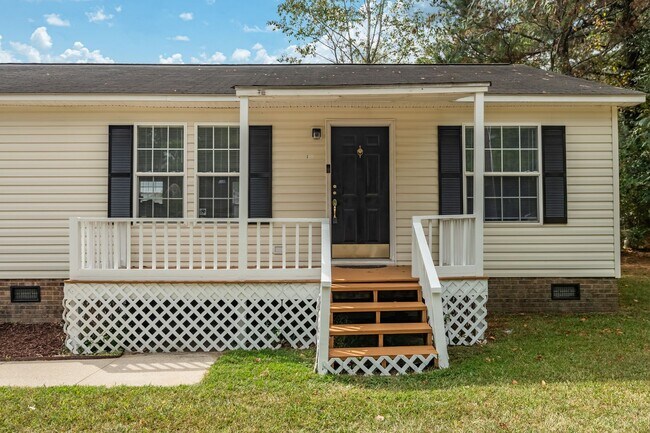 Foto del edificio - Charming 4 bedroom home in South Raleigh!