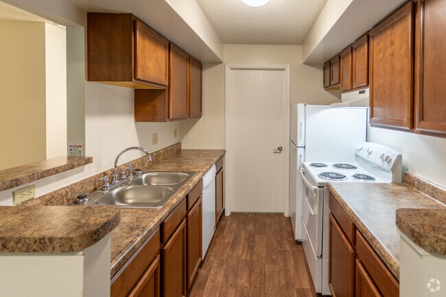 2HAB, 2BA - 1125 ft² - Brandychase Apartments