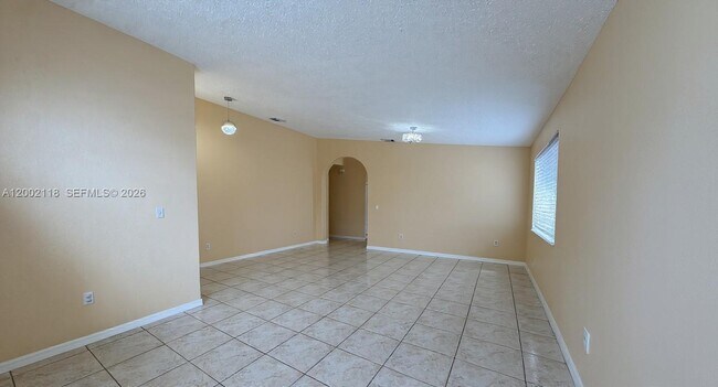 Foto del edificio - 15339 SW 32nd Terrace