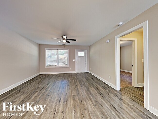 Foto del edificio - 533 Harris St NW