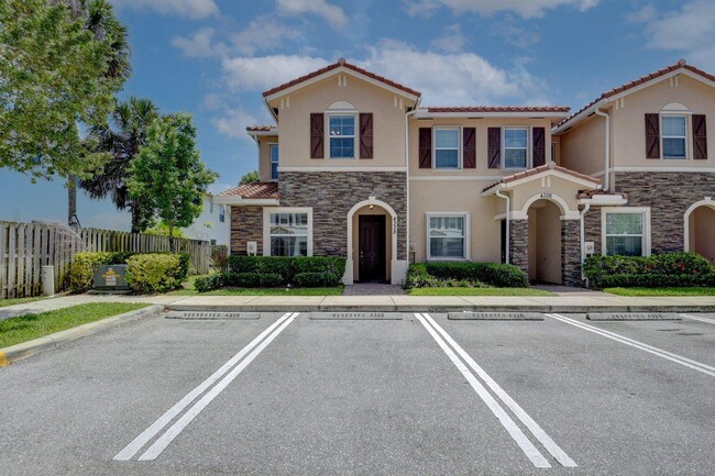 Building Photo - 4328 Maybelle Ln