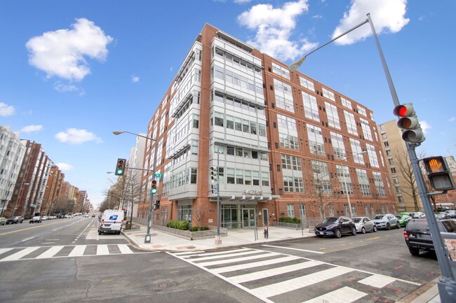Photo - Logan Circle! //Professionally Managed & Recently Renovated // Studio  // Open Floor-Plan in a Mo... Apartment