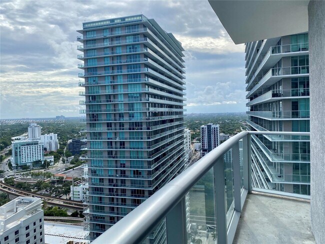 Building Photo - 1100 South Miami Avenue Apt #2804, Miami, ...