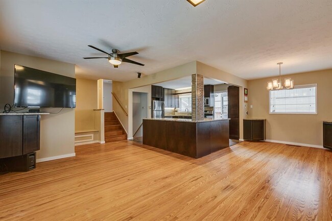 Building Photo - 4602 Forman Crescent SE