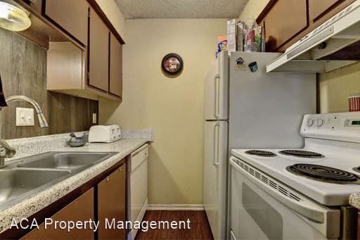Building Photo - 1830 W Rundberg Ln