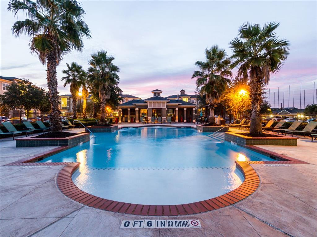 Marquis at the Rim Apartments 16631 Vance Jackson San Antonio, TX