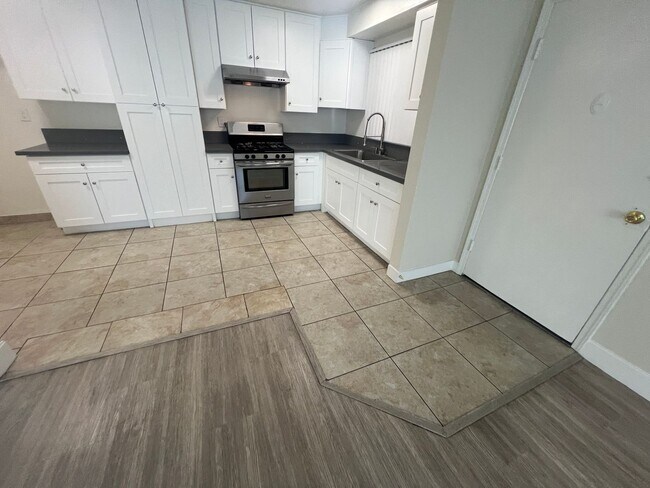 Foto del edificio - Stuart11741