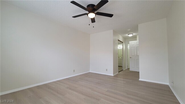 Building Photo - 1375 E Hacienda Ave