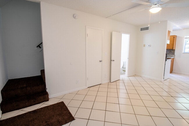 Building Photo - 2/1.5 Townhouse style apartment- available...