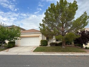 Building Photo - 1841 Spring Summit Ln