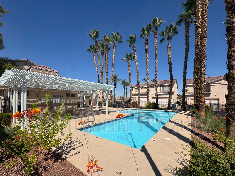 Primary Photo - 76 Belle Maison Ave