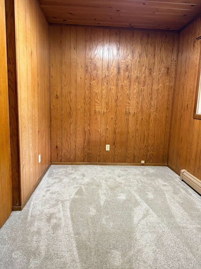 Building Photo - 2635 W 34th Ave