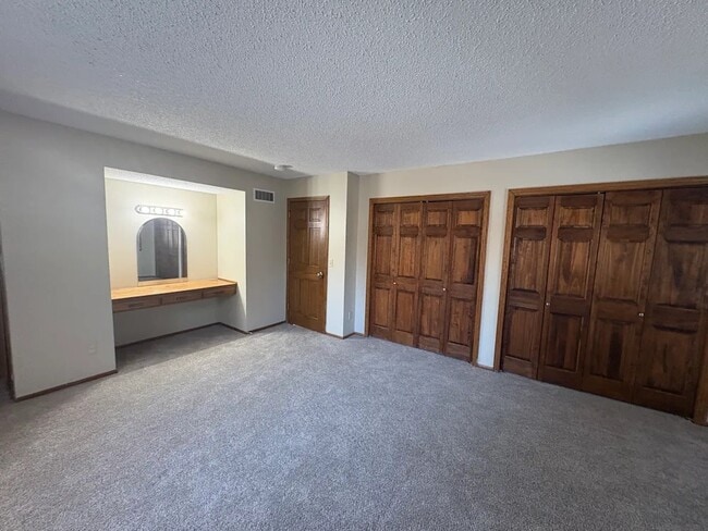 Building Photo - 12835-12846 46th Ave N