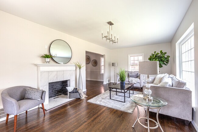 Foto del edificio - 3676 Rolliston Rd