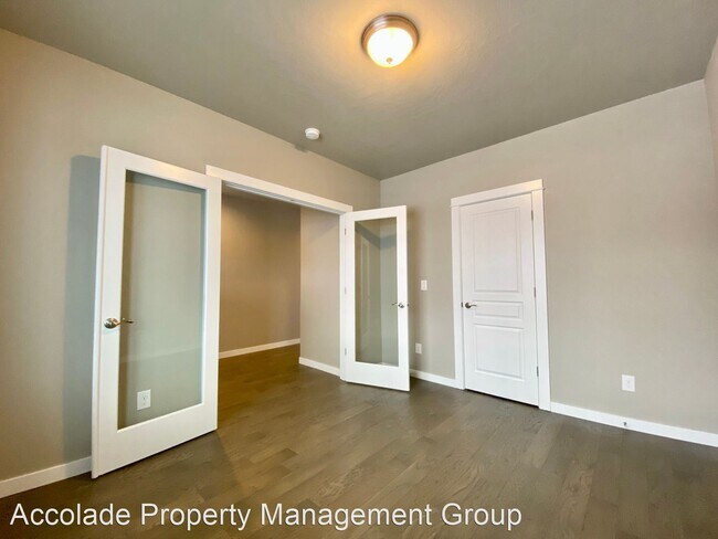 Foto del edificio - 4 br, 3 bath House - 7901 W Whatcom Ave