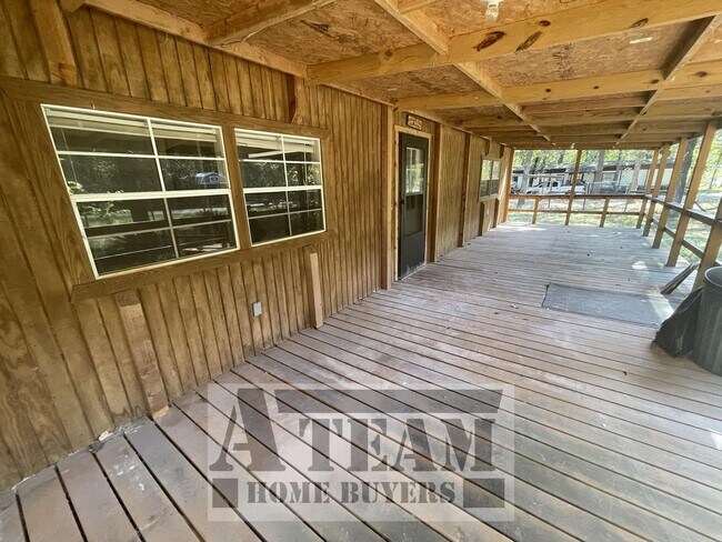Building Photo - Clean 2 Bedroom 2 Bath Frame House in Mabank