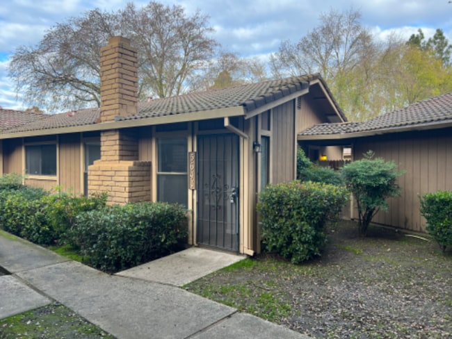 Building Photo - 5641 Passero Way
