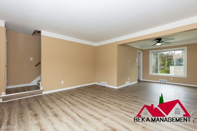 Building Photo - 2 br, 1 bath House - 26205 Coolidge Hwy