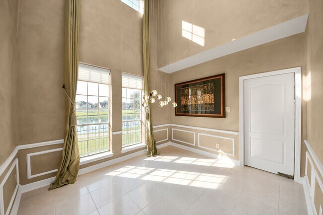 Foto del edificio - 5410 Deerbourne Chase Dr