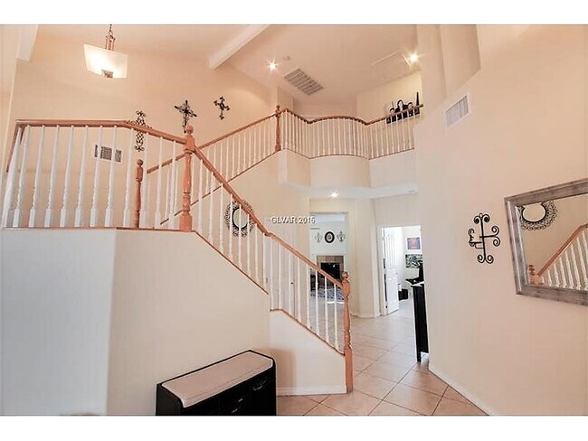 Building Photo - 1741 Baja Ln