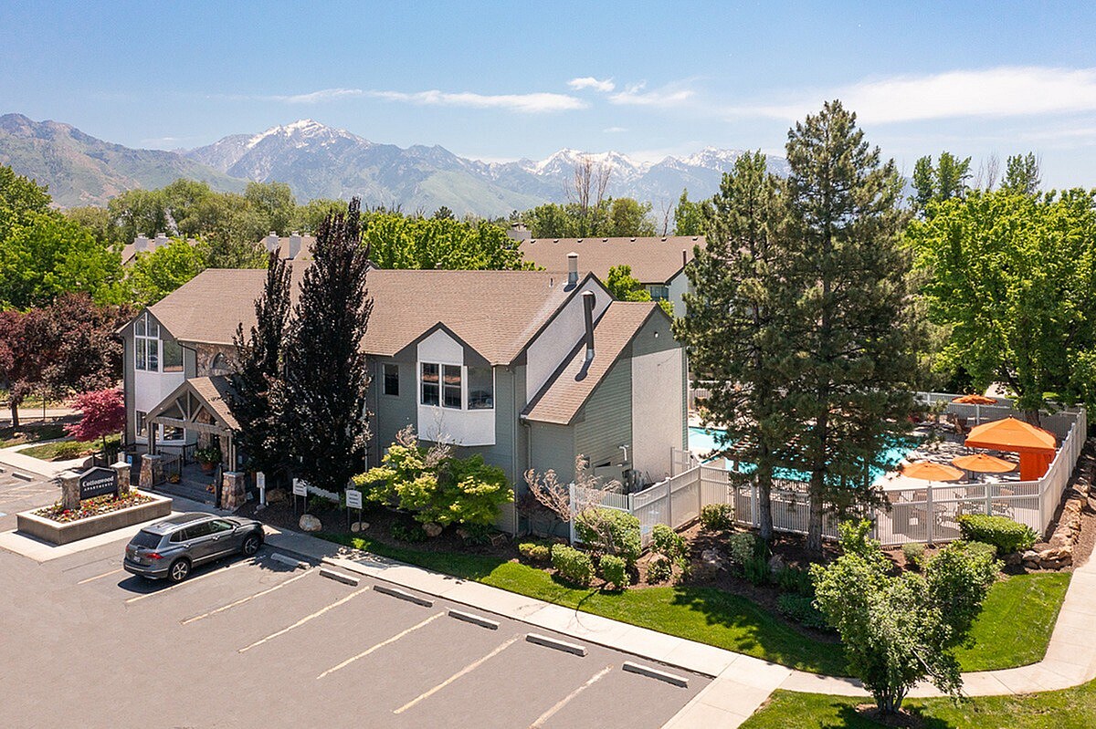 Oficina de arrendamiento en Cottonwood Apartments - Cottonwood Apartments
