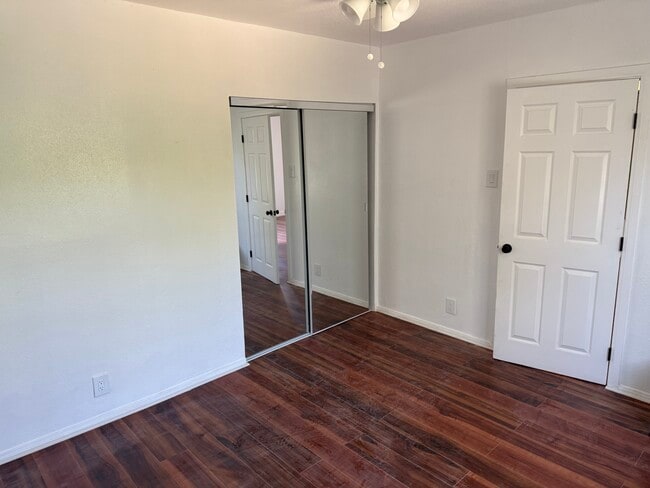 Secondary Bedroom/Office Space - 526 Brooks Ave