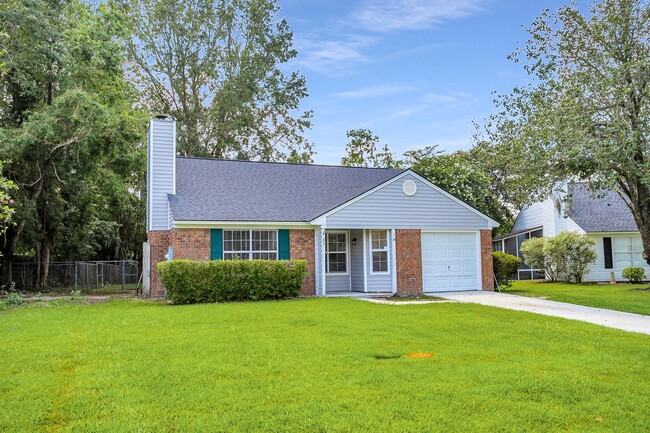 Foto del edificio - 3 Bedroom 2 Bathrooms in Sterling Creek - ...
