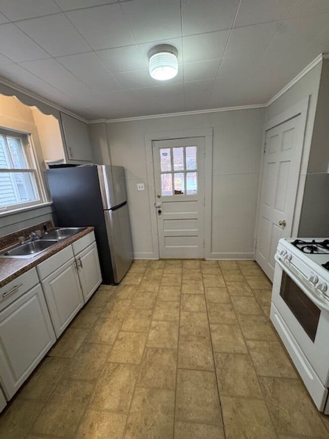 Foto del edificio - 3105 Alexander St