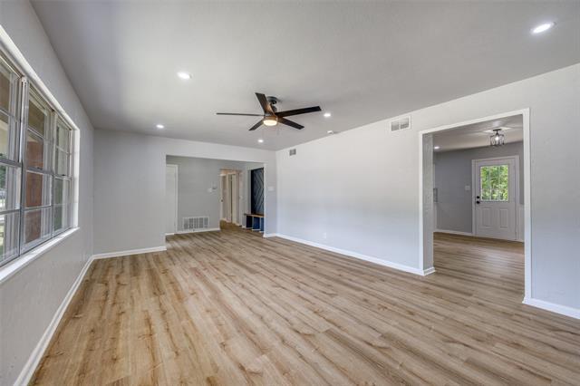 Building Photo - 416 W Lamberth Rd