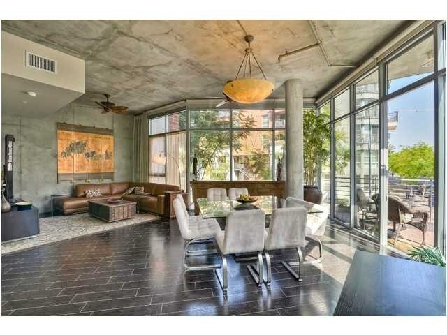 Living Area - 1050 Island Ave