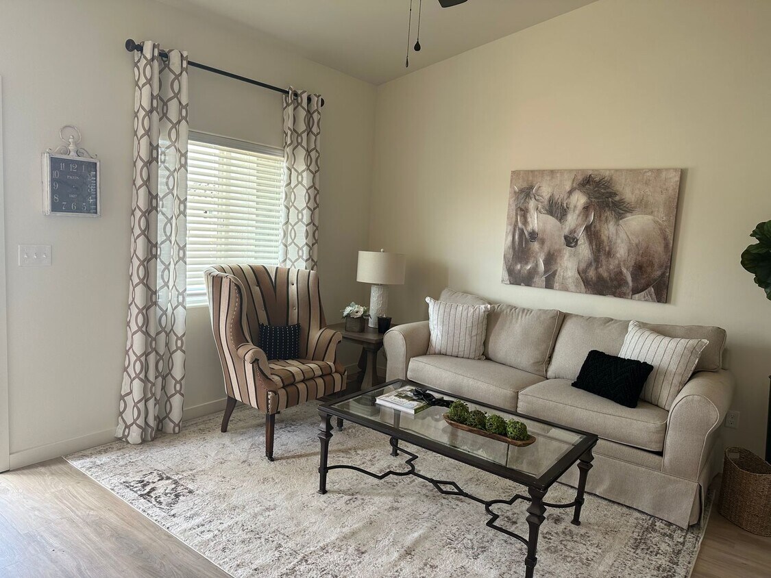 Foto principal - 8612 Frankie Lou St