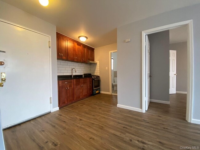 Building Photo - 61-22 168th St