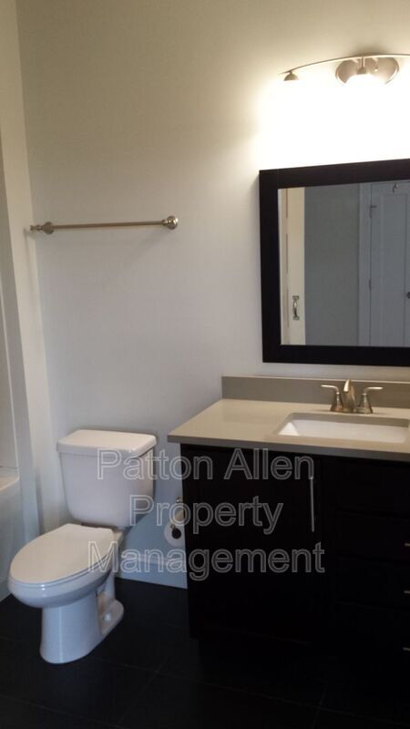 Foto del edificio - 444 Haywood Rd
