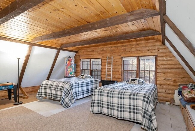 Foto del edificio - 1700 Woodland Dr