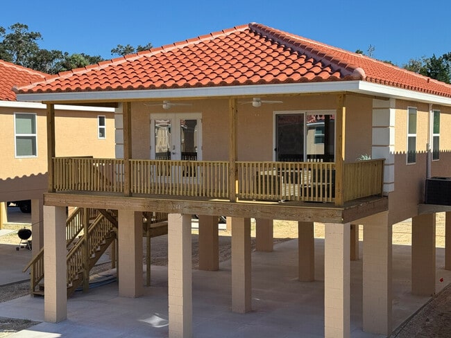 Building Photo - 10200 W Fishbowl Dr