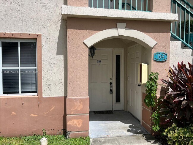 Foto del edificio - 2921 SE 12th Rd
