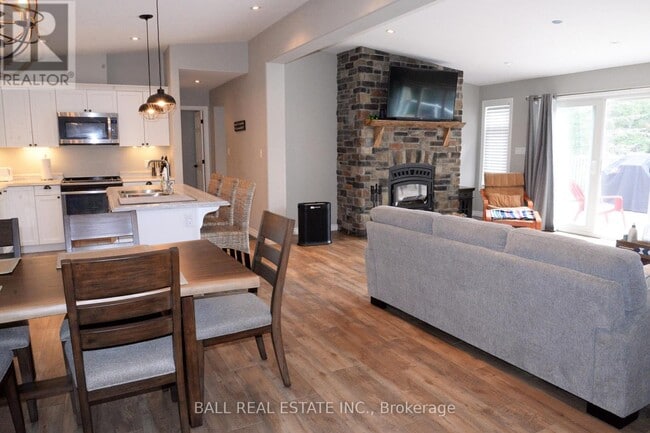 Building Photo - 405 Philrick Dr