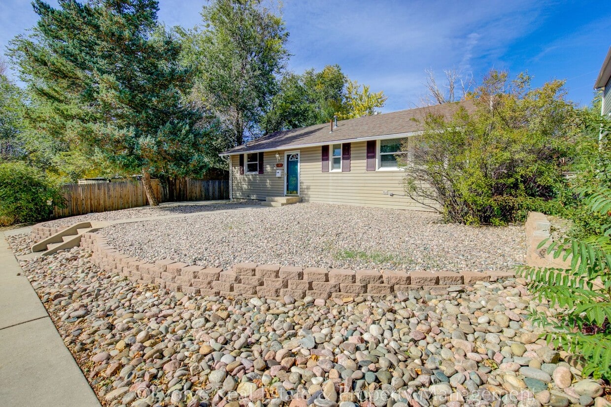 Evolve Real Estate: Charming Ranch Style Retreat In the Heart of Denver, 15 minutes to Downtown D... - Evolve Real Estate: Charming Ranch Style Retreat In the Heart of Denver, 15 minutes to Downtown D...