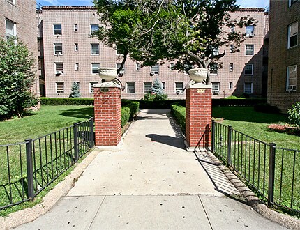 Primary Photo - 83-9 35th Ave