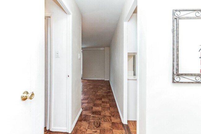Foto del edificio - Cozy Waterfront Studio Apartment w/ All Ut...
