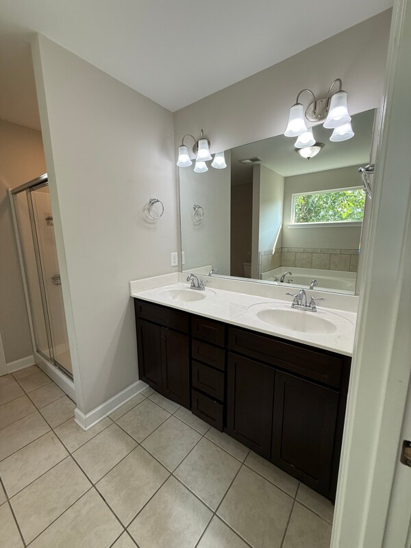 Foto del edificio - 2212 Shorewood Path