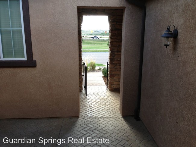 Building Photo - 7067 Mountain Spruce Dr