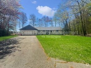 Building Photo - 18325 W Spring Lake Rd