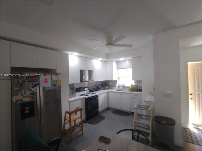 Foto del edificio - 15509 N Miami Lakeway
