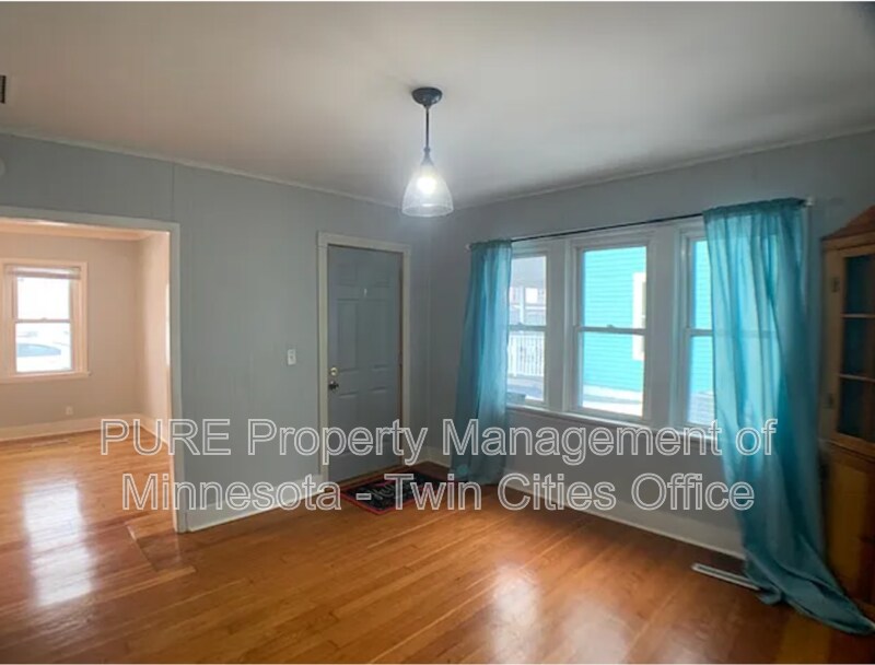 Primary Photo - 294 Banfil St