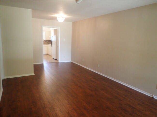 Building Photo - 7549 Brentcove Cir