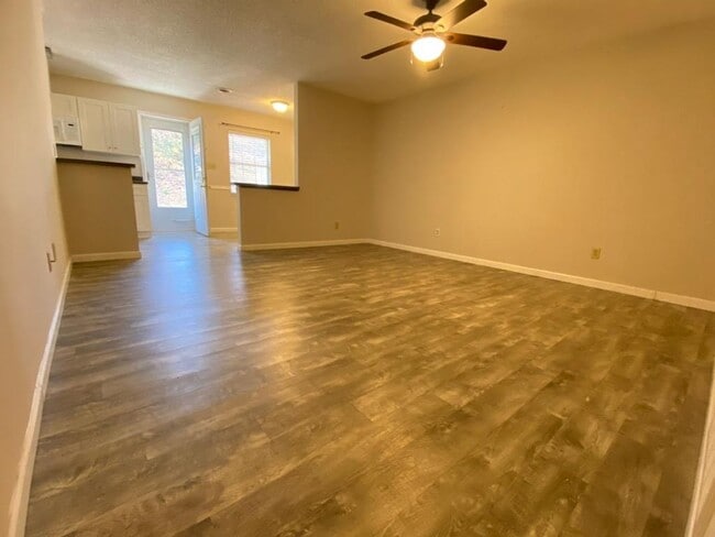 Photo - AWESOME 2 BEDROOM CONDO IN PARKWAY HEIGHTS...